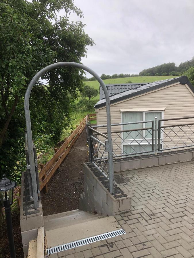 Ferienhaus Chilllout Chalets Daun-Kradenbach المظهر الخارجي الصورة