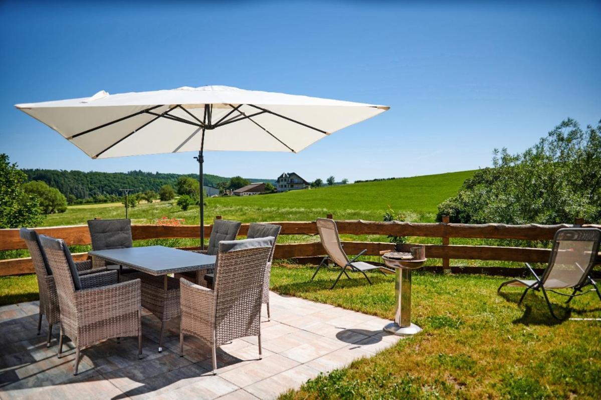 Ferienhaus Chilllout Chalets Daun-Kradenbach المظهر الخارجي الصورة